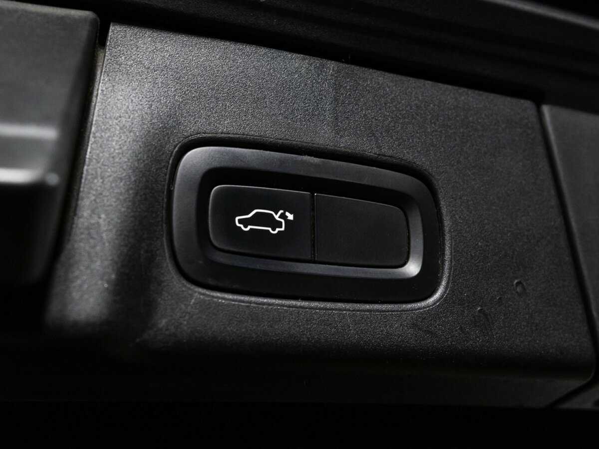 Купить Volvo V90 Cross Country, 2017, 290 416 км, фото №16