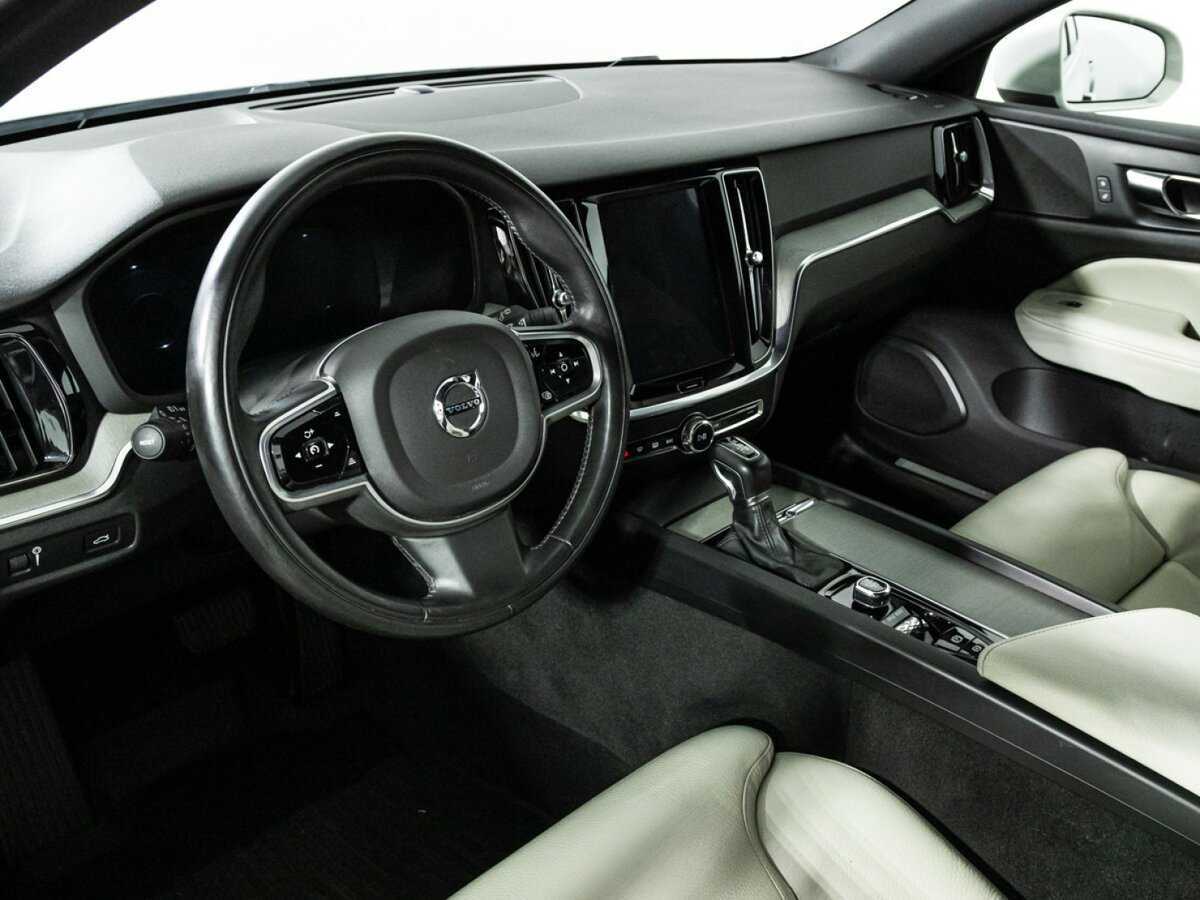 Купить Volvo V60 Cross Country, 2019, 141 245 км, фото №11