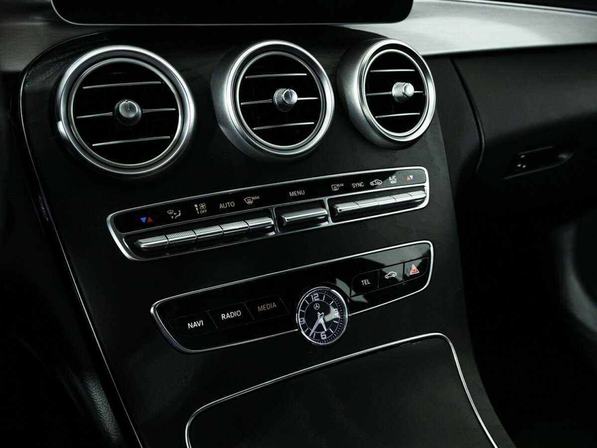 Купить Mercedes-Benz C-Класс 180, 2020, 47 682 км, фото №17