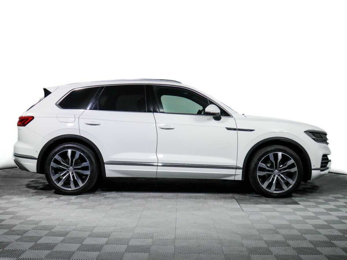 Купить Volkswagen Touareg, 2019, 99 162 км, фото №4