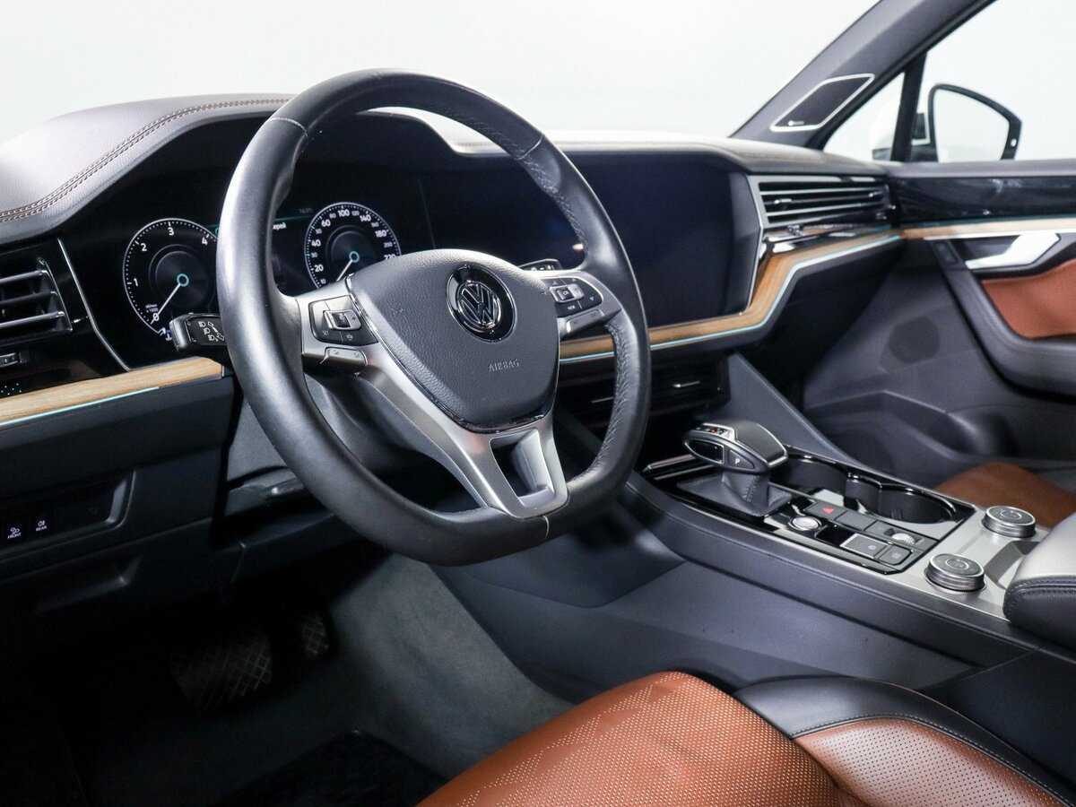 Купить Volkswagen Touareg, 2019, 99 162 км, фото №14