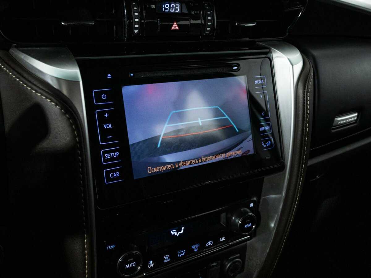 Купить Toyota Fortuner, 2017, 75 000 км, фото №16