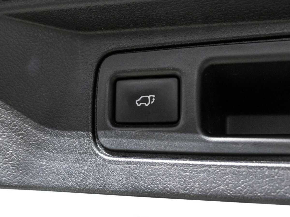 Купить Toyota Fortuner, 2017, 75 000 км, фото №23