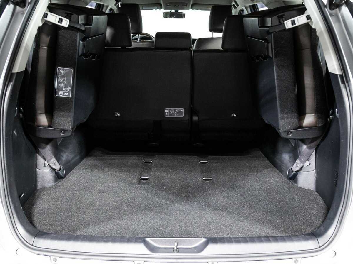 Купить Toyota Fortuner, 2017, 75 000 км, фото №24