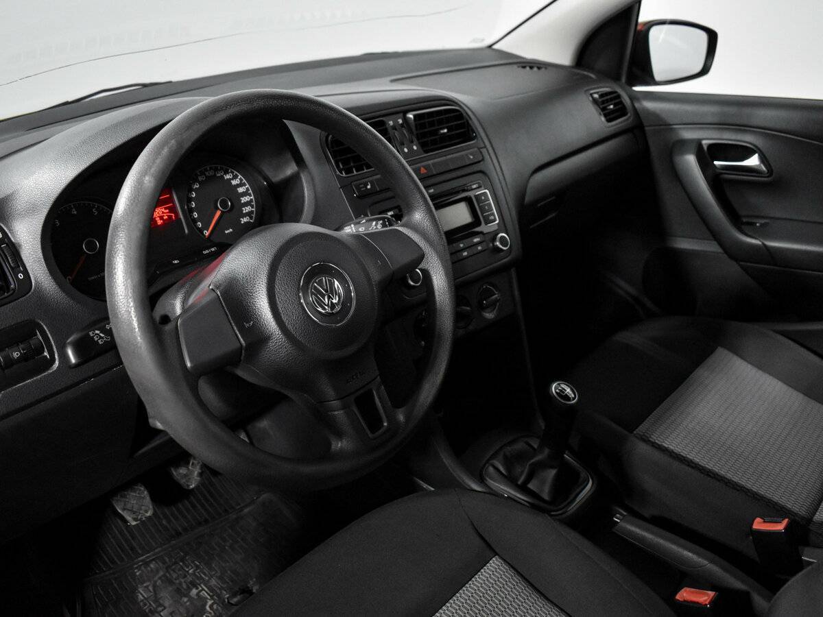 Купить Volkswagen Polo, 2011, 113 126 км, фото №8