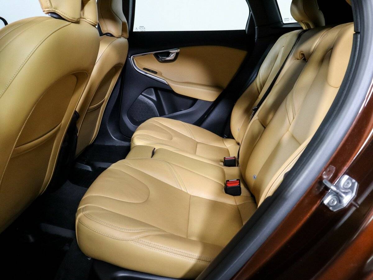 Купить Volvo V40 Cross Country, 2018, 79 200 км, фото №10