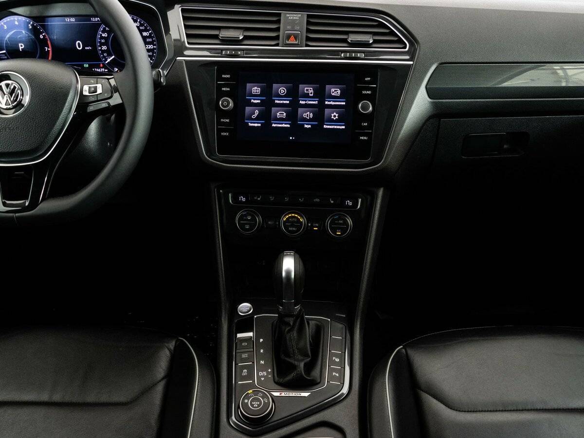Купить Volkswagen Tiguan, 2017, 176 639 км, фото №14