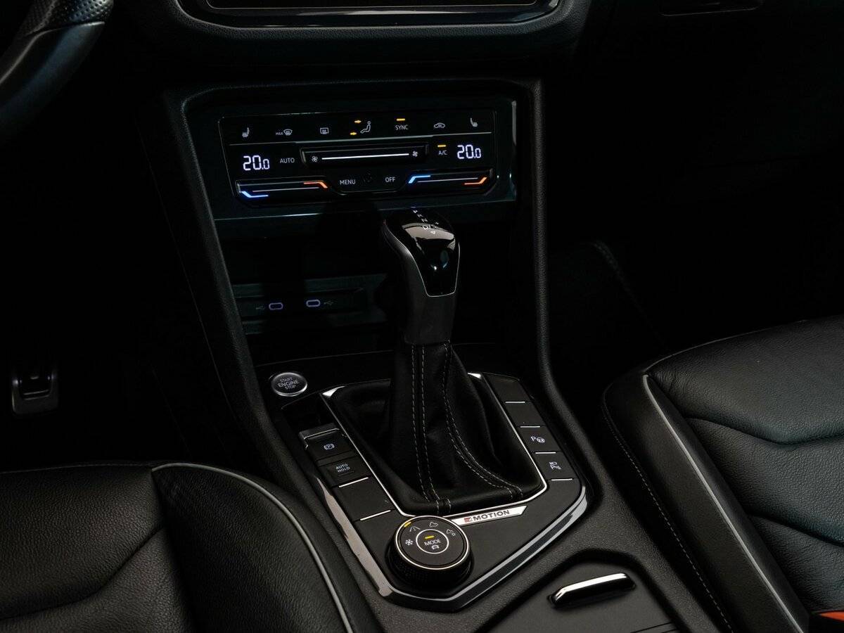 Купить Volkswagen Tiguan, 2021, 71 000 км, фото №14