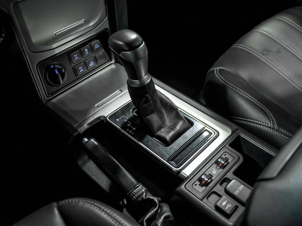 Купить Toyota Land Cruiser Prado, 2017, 296 680 км, фото №15