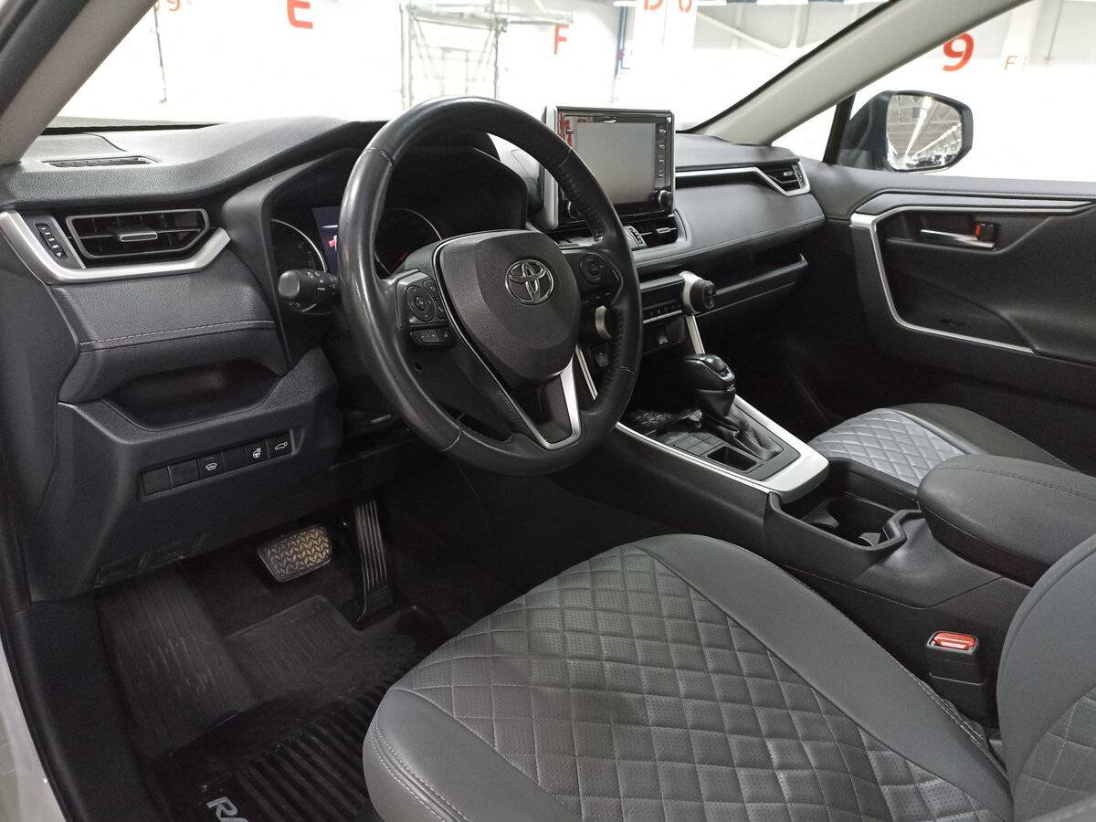 Купить Toyota RAV4, 2021, 68 808 км, фото №16