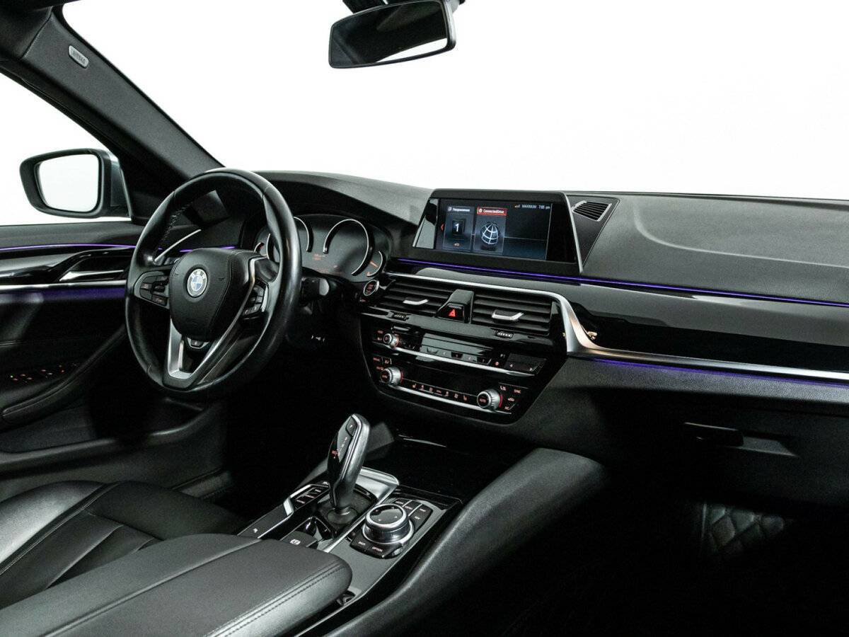 Купить BMW 5 серии 520i, 2017, 122 200 км, фото №9