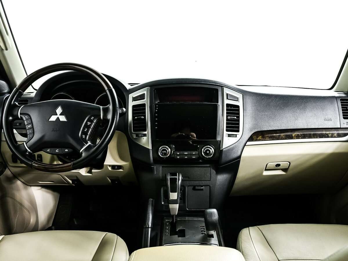 Купить Mitsubishi Pajero, 2017, 70 500 км, фото №11