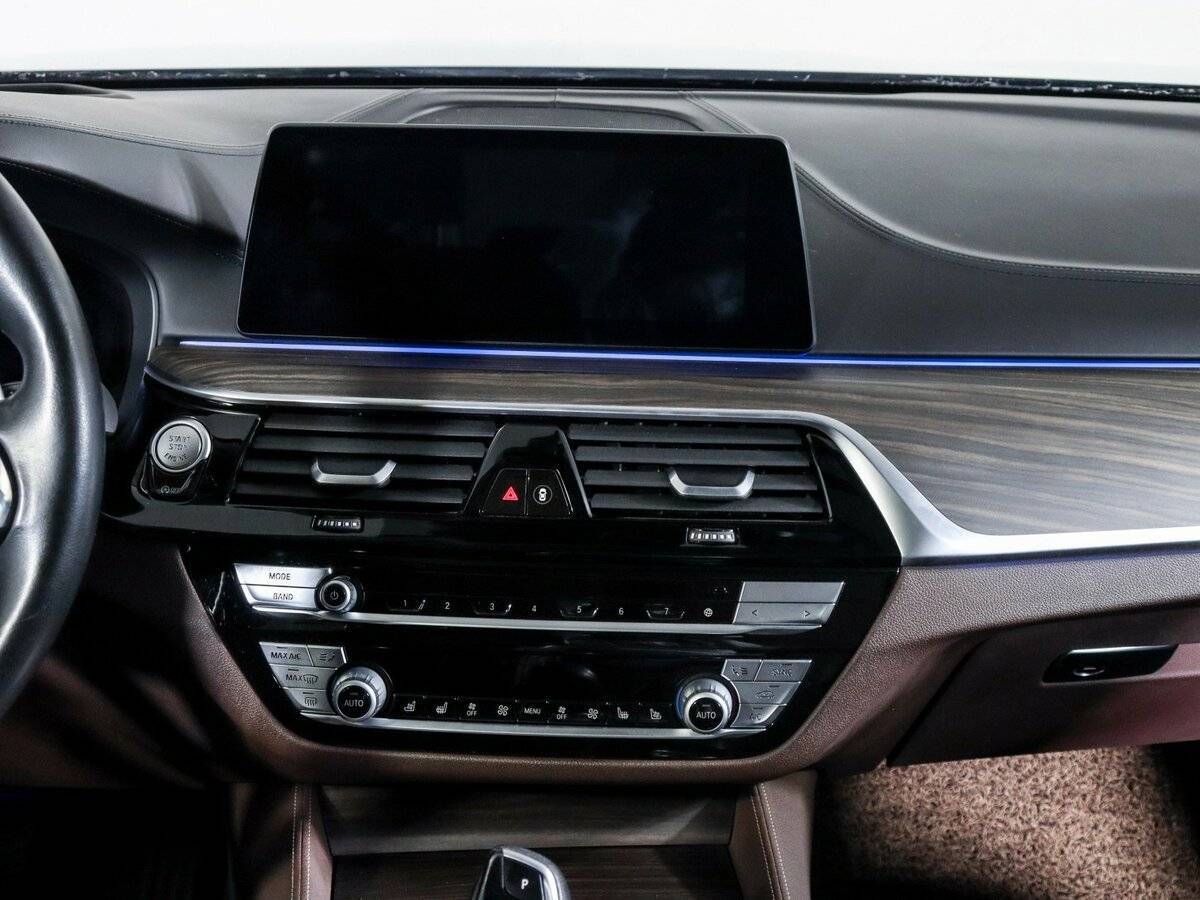 Купить BMW 5 серии 530i, 2020, 64 238 км, фото №10