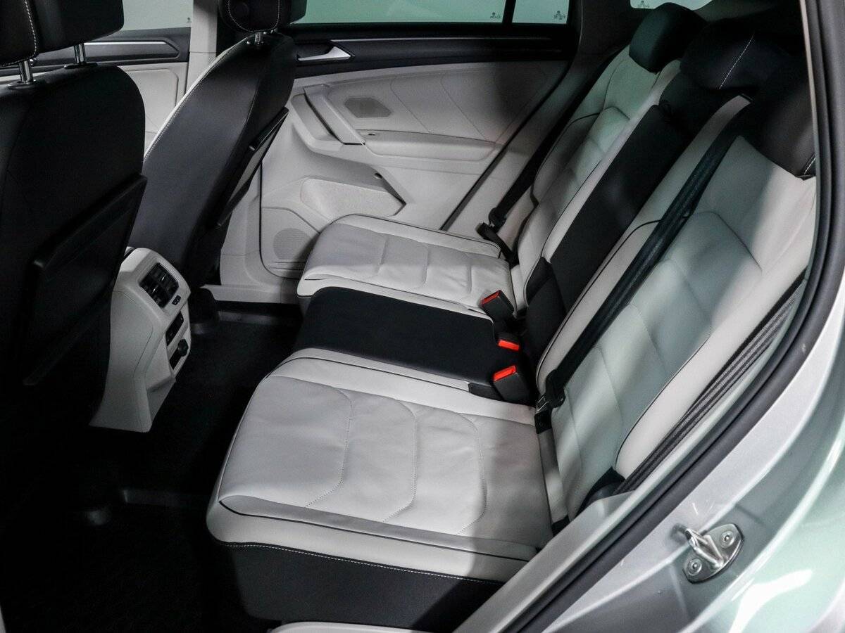 Купить Volkswagen Tiguan, 2017, 44 377 км, фото №10