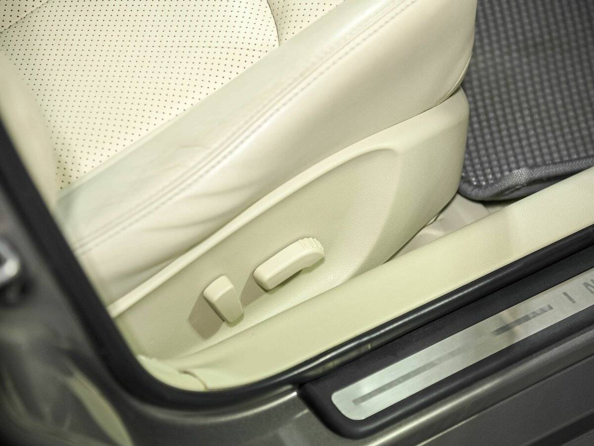 Купить Infiniti G25, 2013, 233 307 км, фото №19