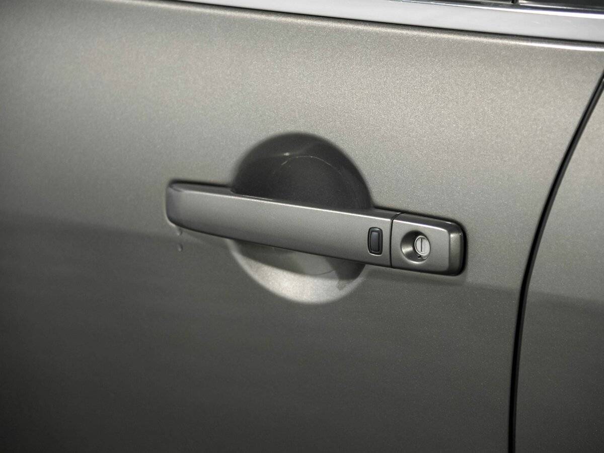 Купить Infiniti G25, 2013, 233 307 км, фото №21