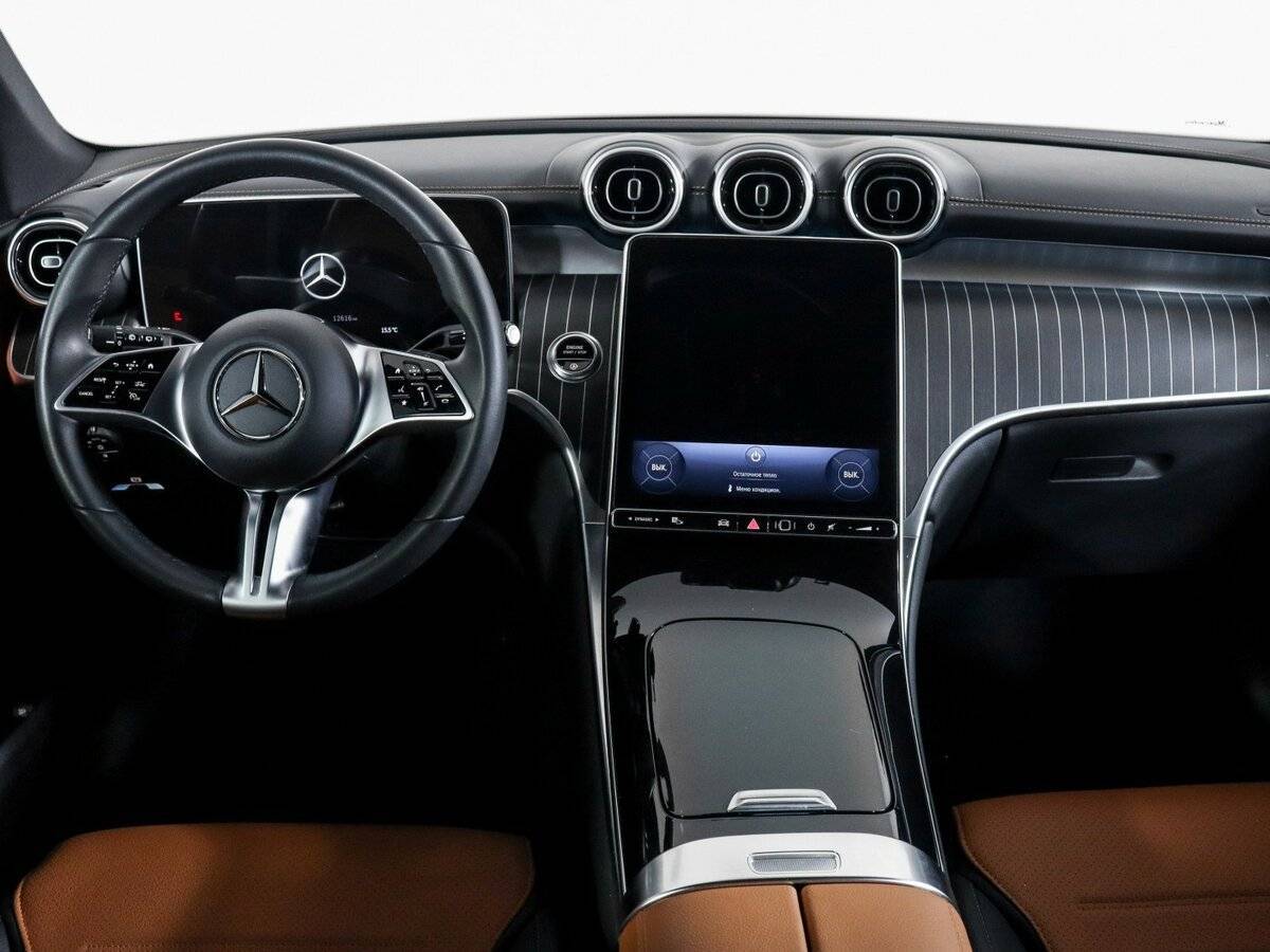 Купить Mercedes-Benz GLC 260 L, 2023, 12 615 км, фото №9