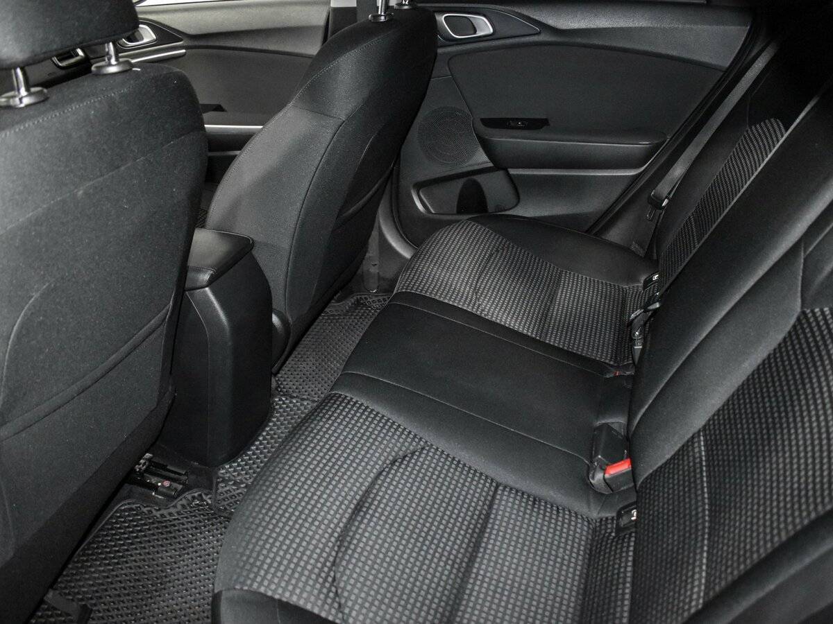 Купить Kia Ceed, 2019, 338 119 км, фото №10