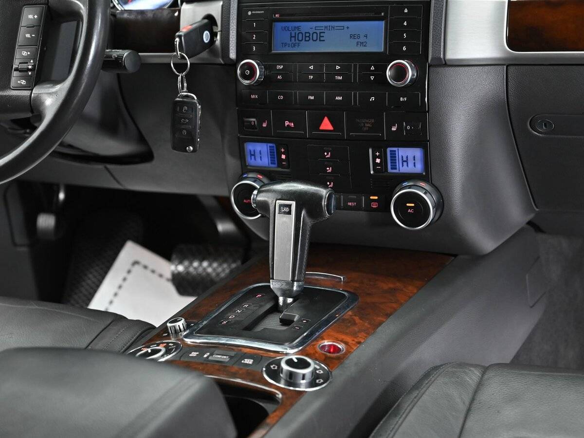 Купить Volkswagen Touareg, 2010, 174 000 км, фото №10