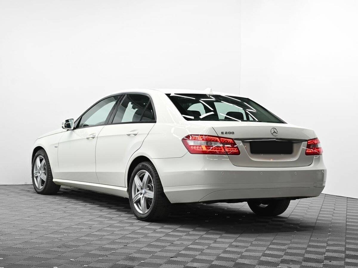 Mercedes-Benz E-Класс
