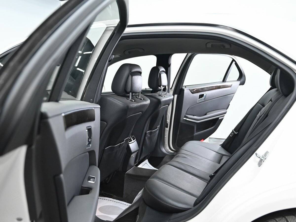 Купить Mercedes-Benz E-Класс 200 5G-Tronic, 2010, 176 500 км, фото №12