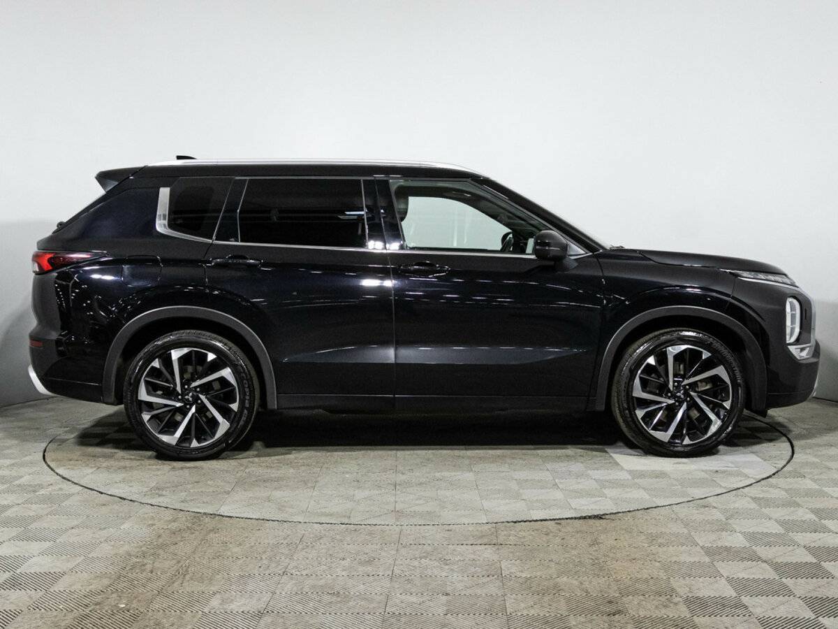Купить Mitsubishi Outlander, 2023, 79 283 км, фото №4