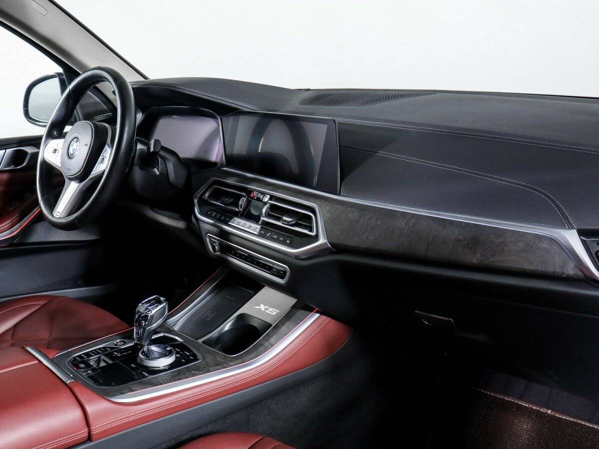 Купить BMW X5 Long 30Li, 2022, 46 057 км, фото №4