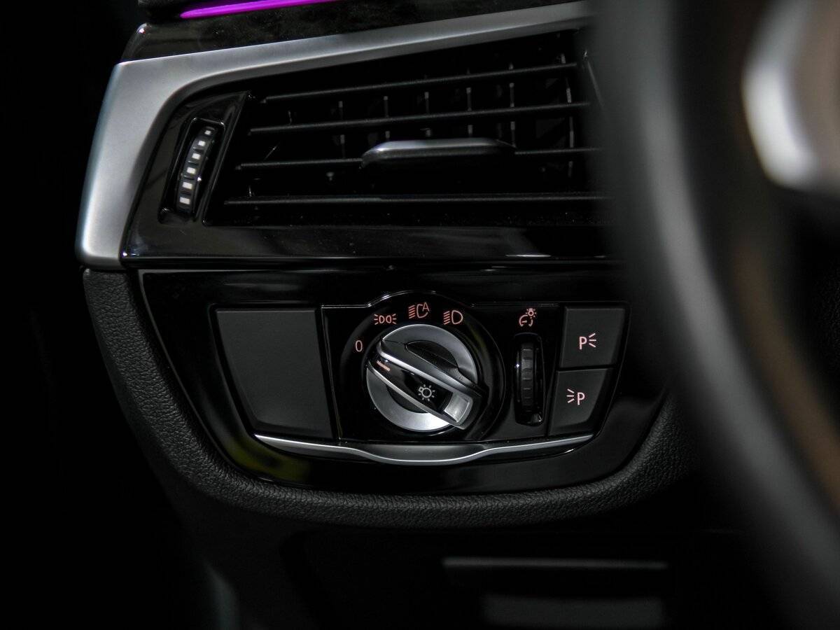 Купить BMW 5 серии 530e xDrive, 2022, 12 751 км, фото №17