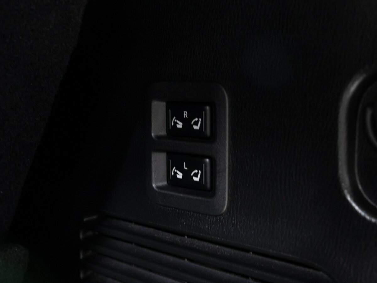 Купить Infiniti QX80, 2017, 129 877 км, фото №15