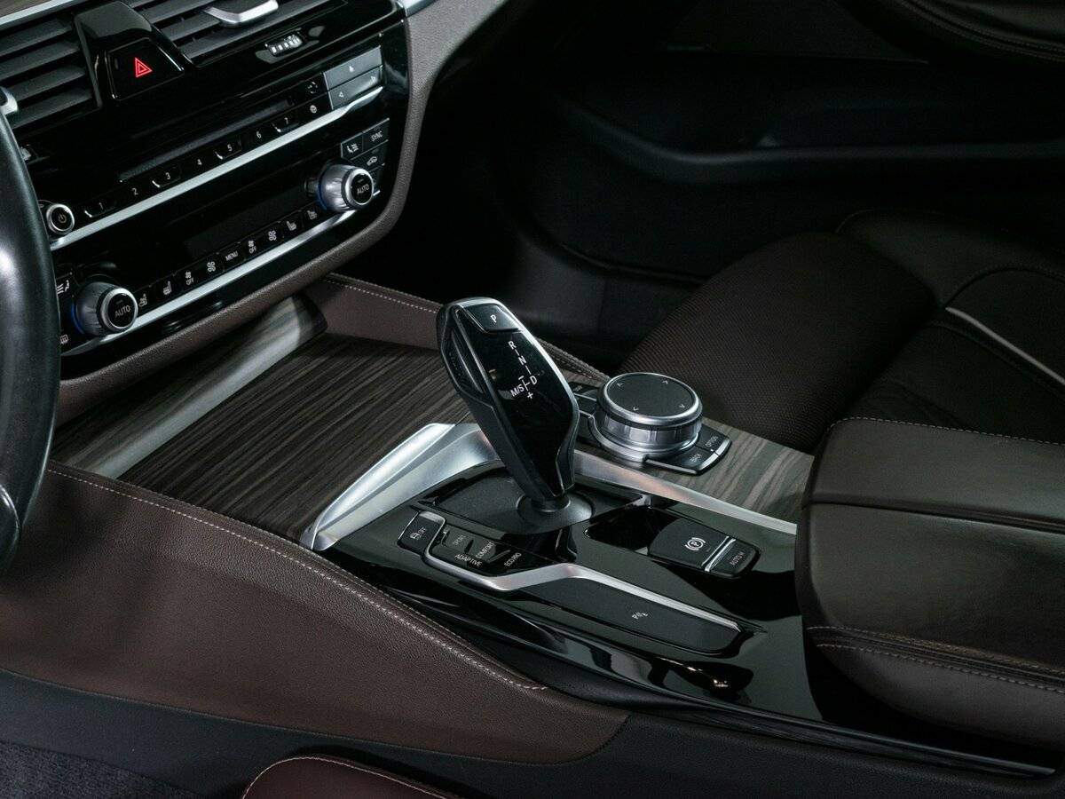 Купить BMW 5 серии 530d xDrive, 2018, 110 250 км, фото №19