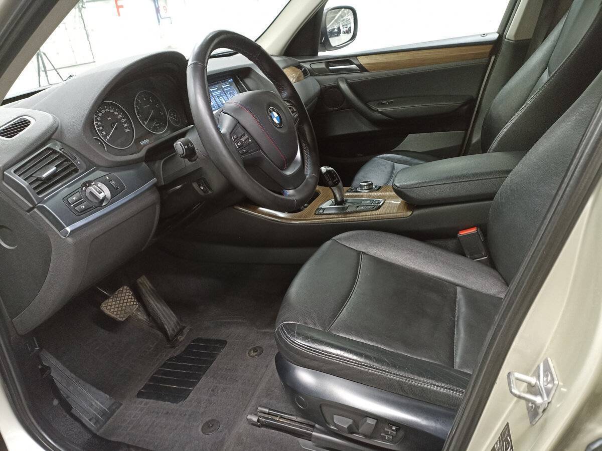 Купить BMW X3 28i xDrive, 2011, 228 443 км, фото №16