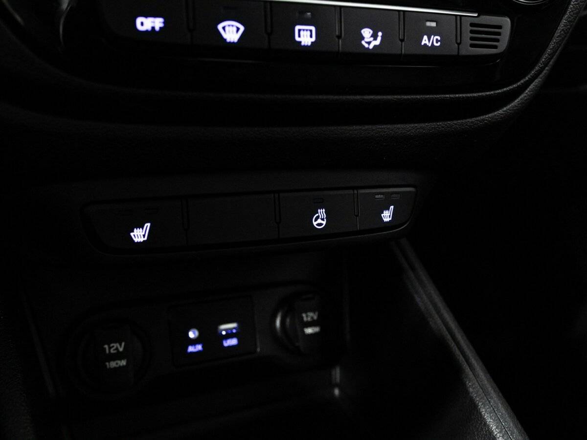 Купить Hyundai Solaris, 2017, 21 249 км, фото №17