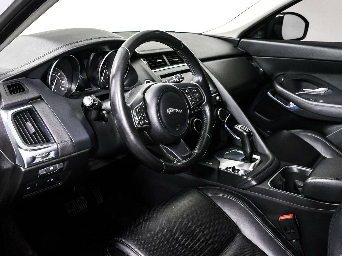 Купить Jaguar E-Pace, 2018, 131 260 км, фото №13