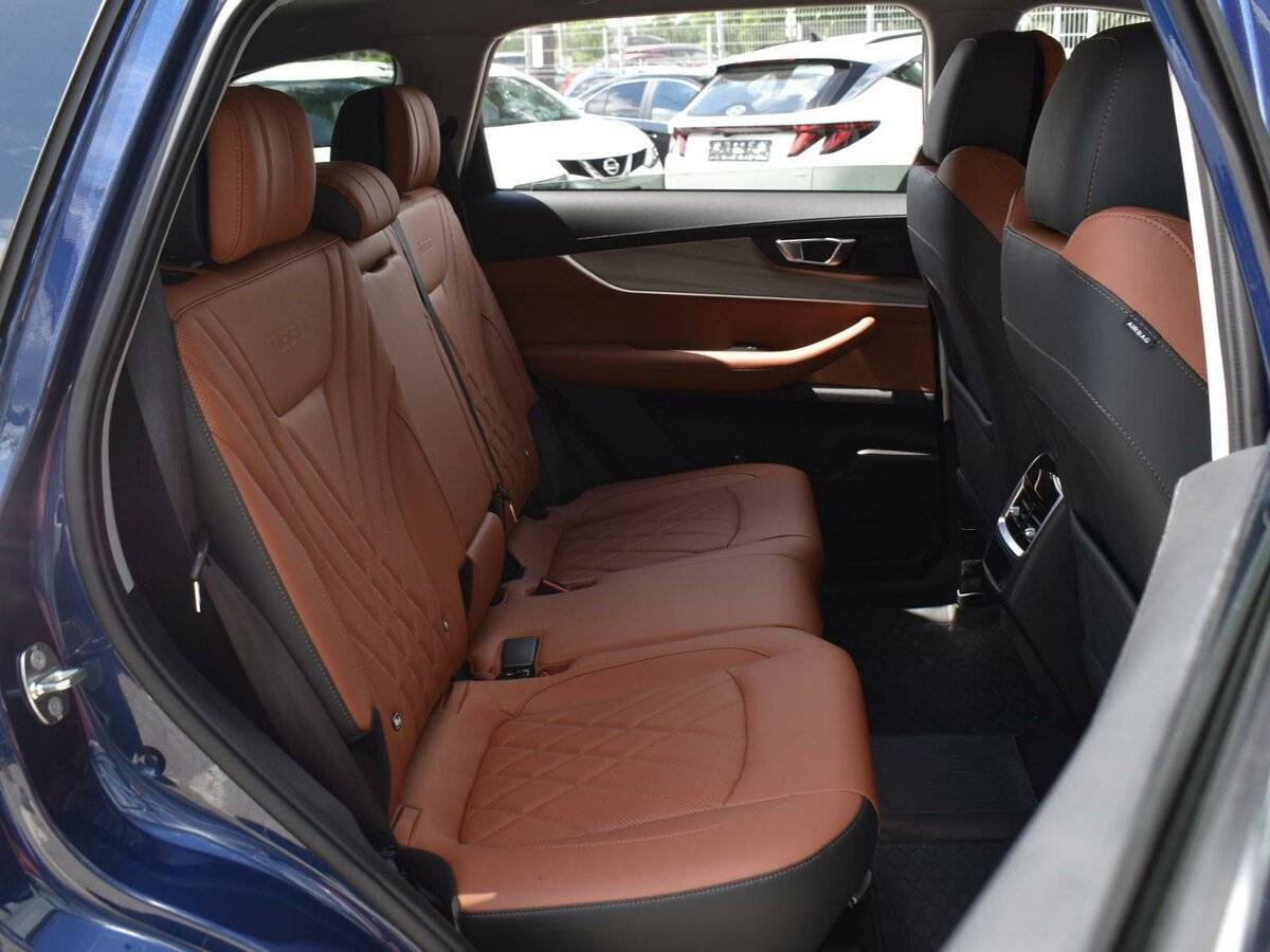 Купить Chery Tiggo 8 Pro Max, 2023, 14 698 км, фото №7