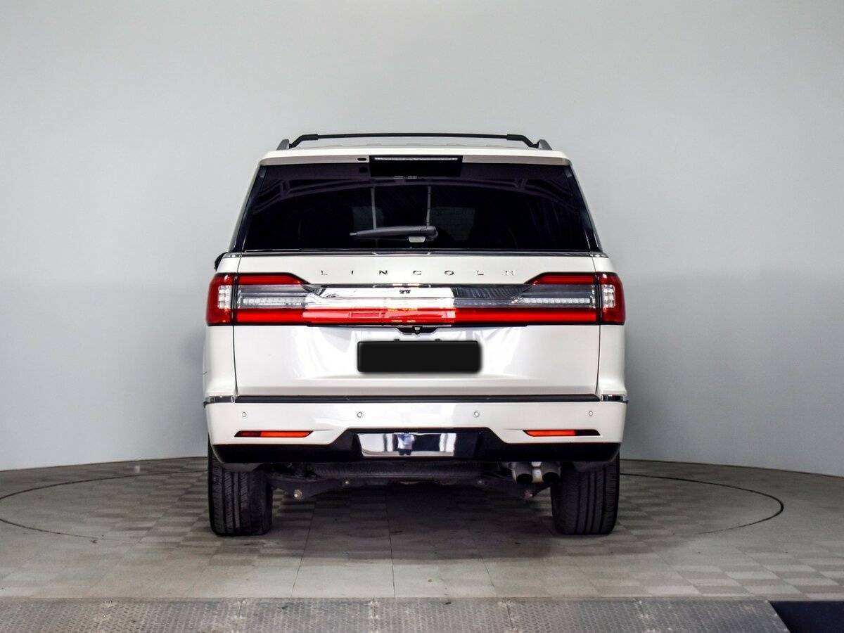 Купить Lincoln Navigator L, 2018, 34 389 км, фото №6