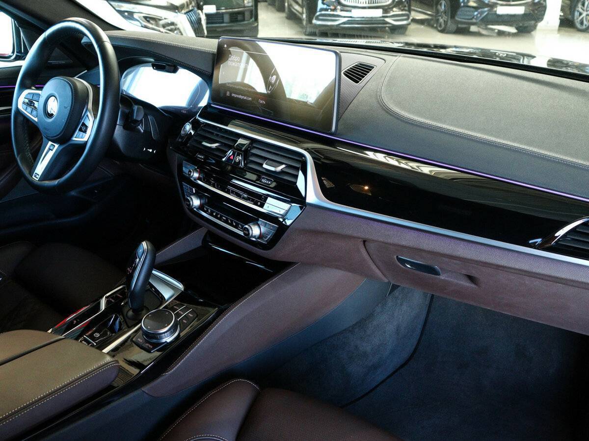 Купить BMW 5 серии 530i xDrive, 2022, 29 885 км, фото №9