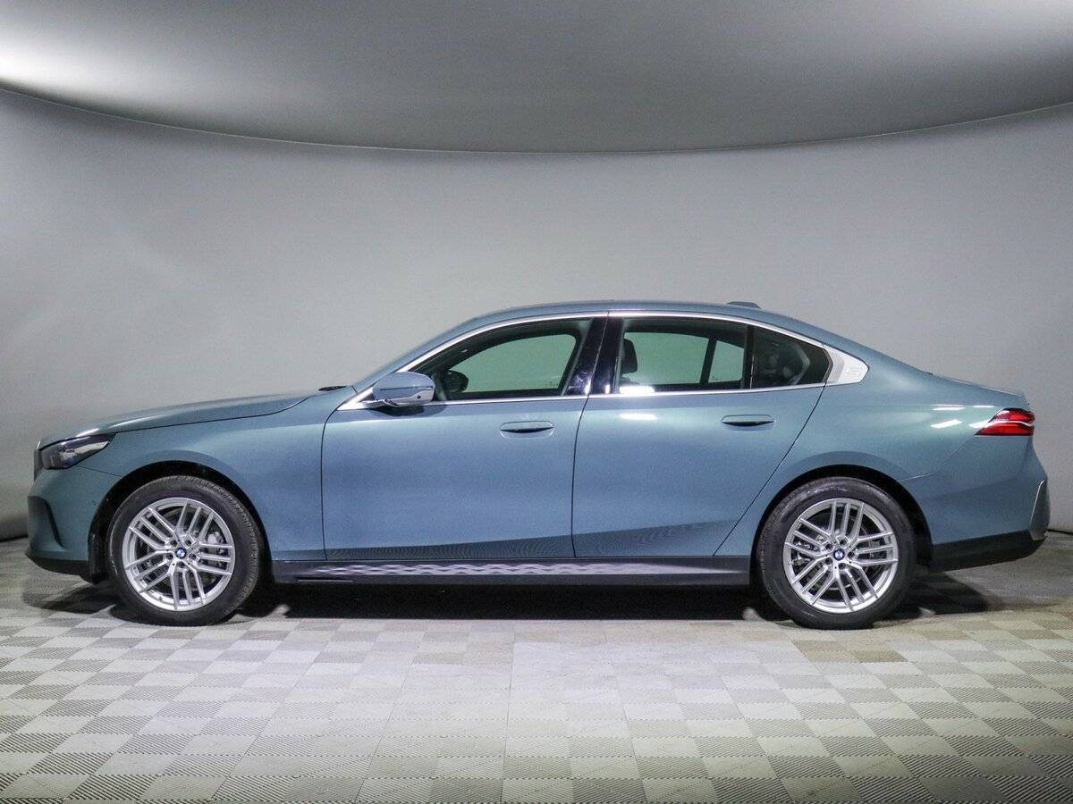 Купить BMW 5 серии 530i xDrive, 2023, 343 км, фото №8