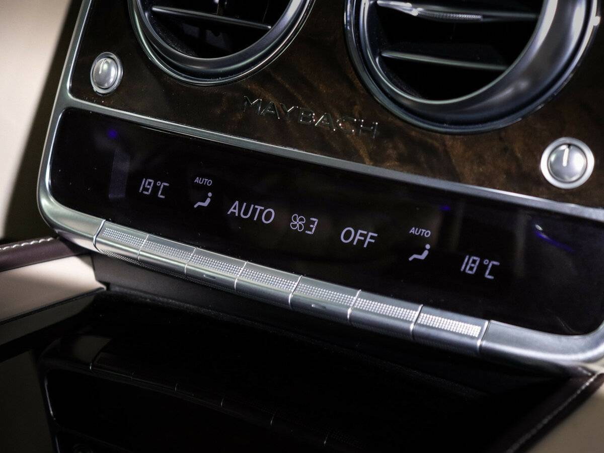 Купить Mercedes-Benz Maybach S-Класс 500, 2016, 32 302 км, фото №21