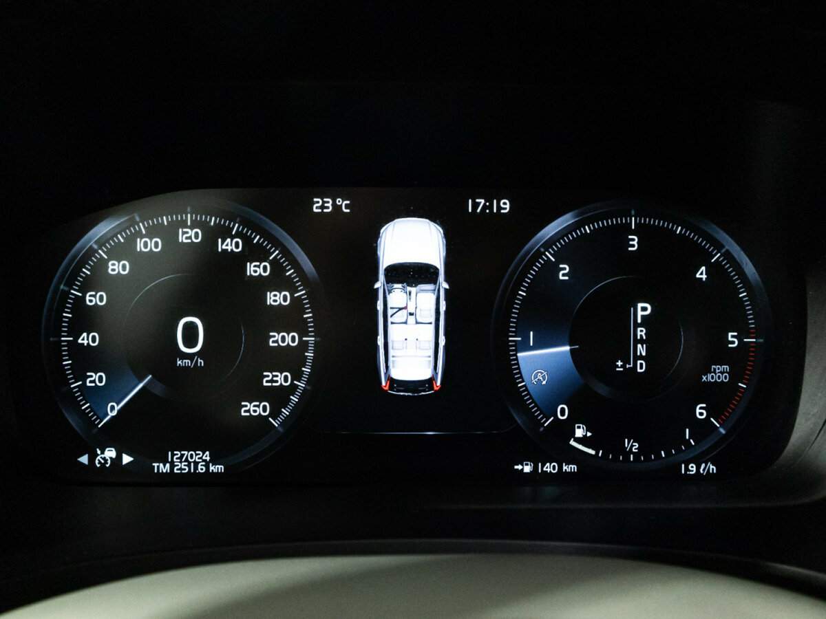 Купить Volvo V90 Cross Country, 2017, 126 000 км, фото №12