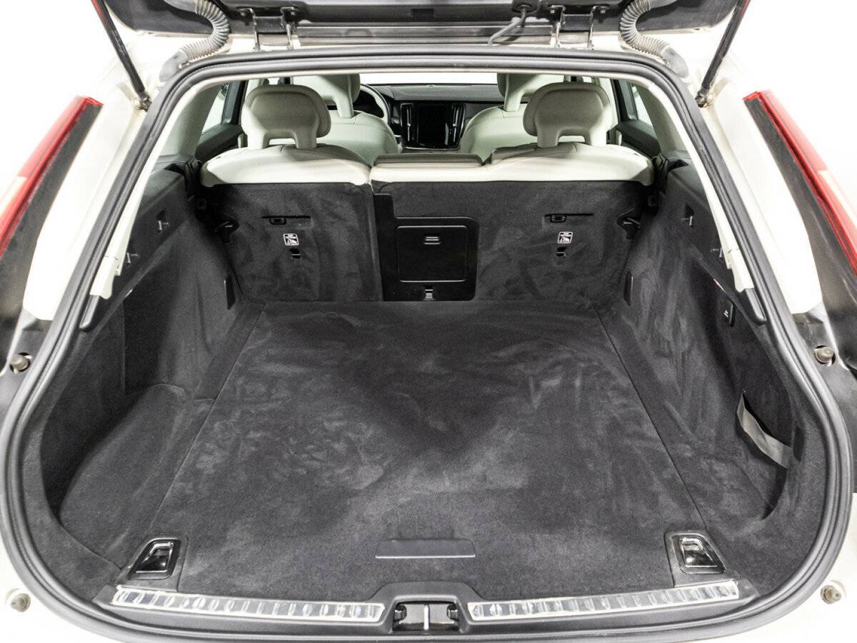 Купить Volvo V90 Cross Country, 2017, 126 000 км, фото №15