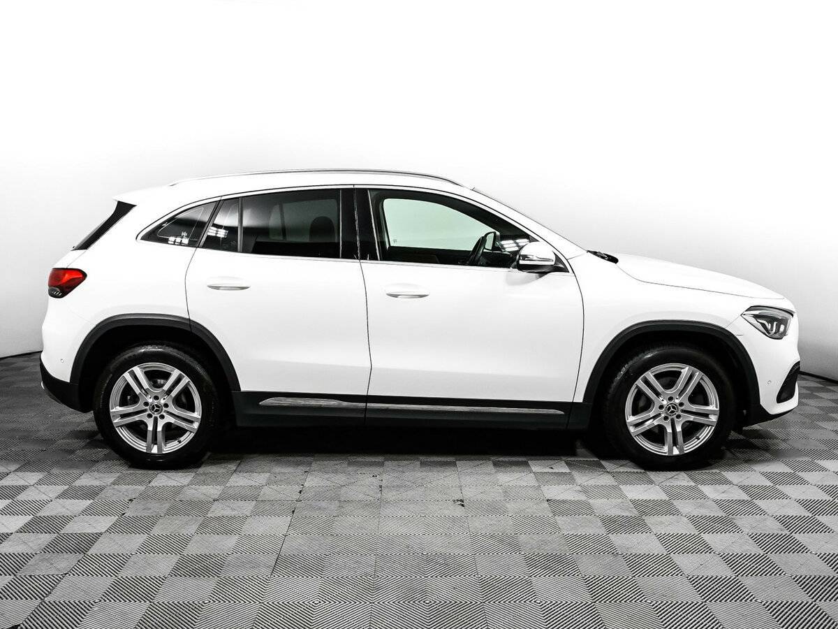 Купить Mercedes-Benz GLA 200, 2020, 74 331 км, фото №4