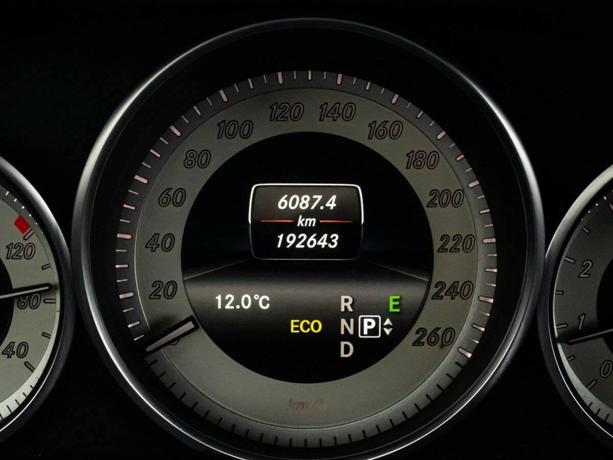 Купить Mercedes-Benz E-Класс 200, 2013, 192 637 км, фото №27