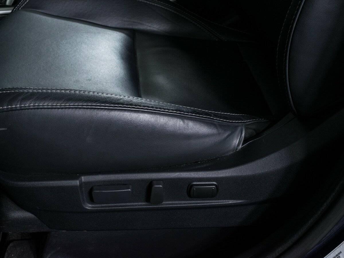 Купить Mitsubishi Outlander, 2020, 80 307 км, фото №18