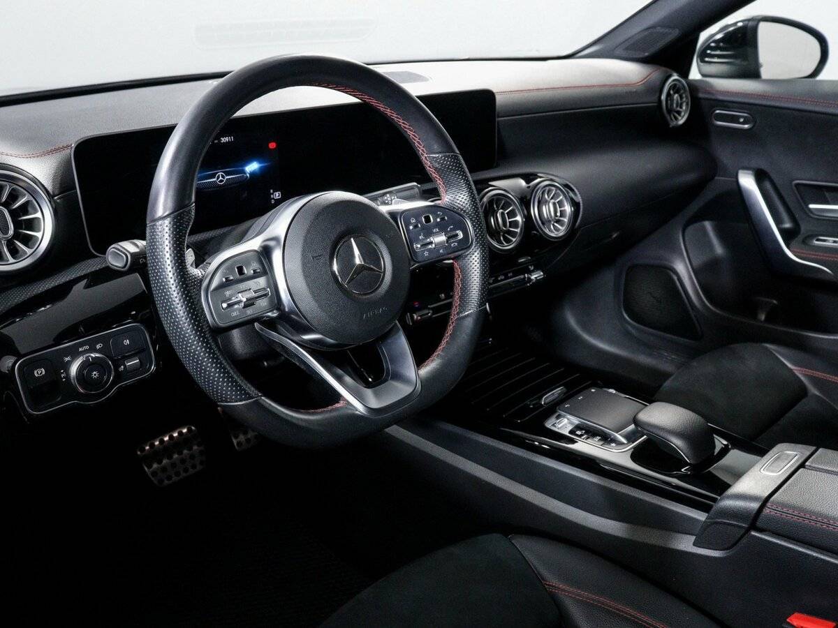 Купить Mercedes-Benz CLA 200, 2019, 31 090 км, фото №14