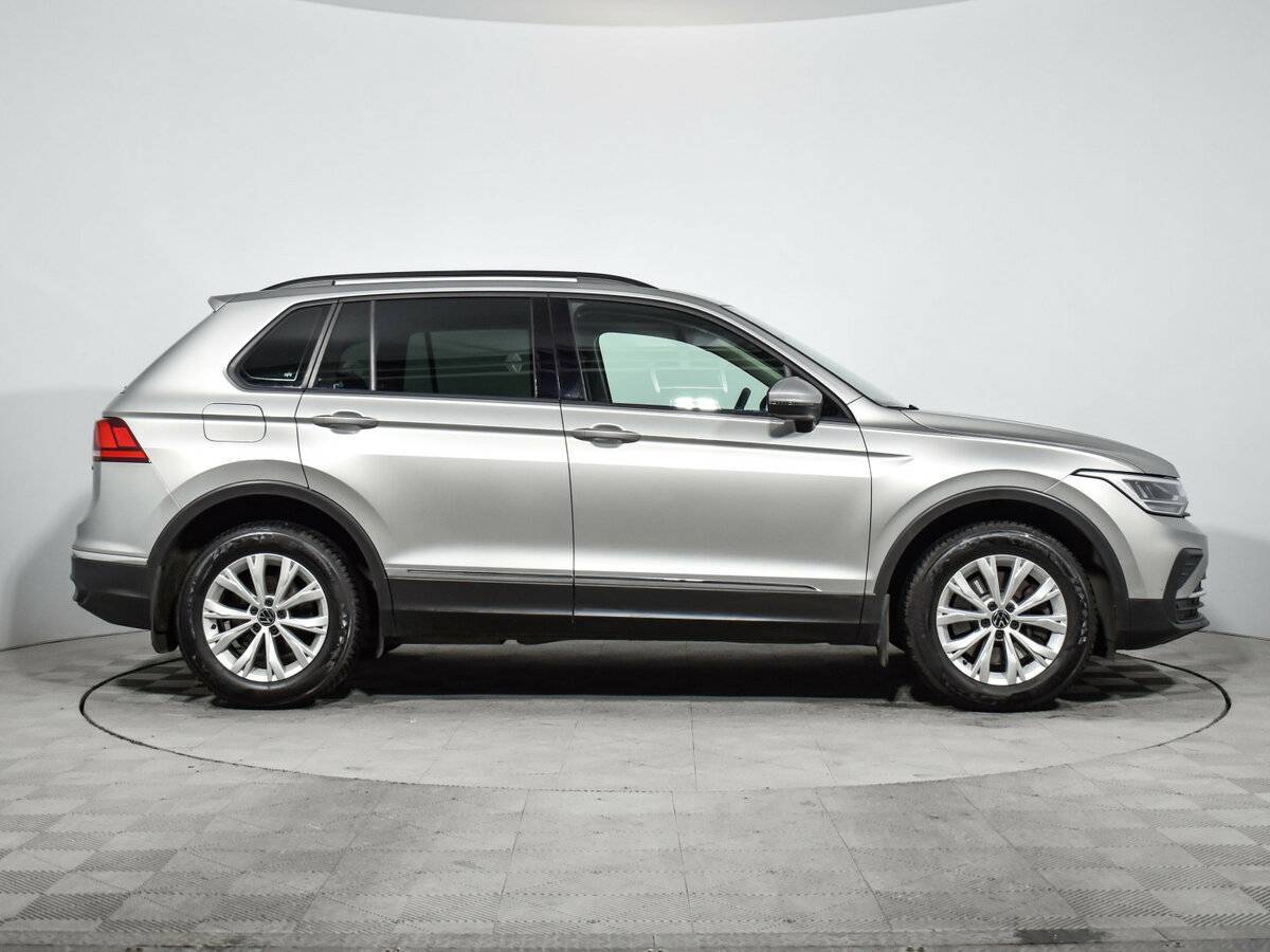 Купить Volkswagen Tiguan, 2021, 104 500 км, фото №4