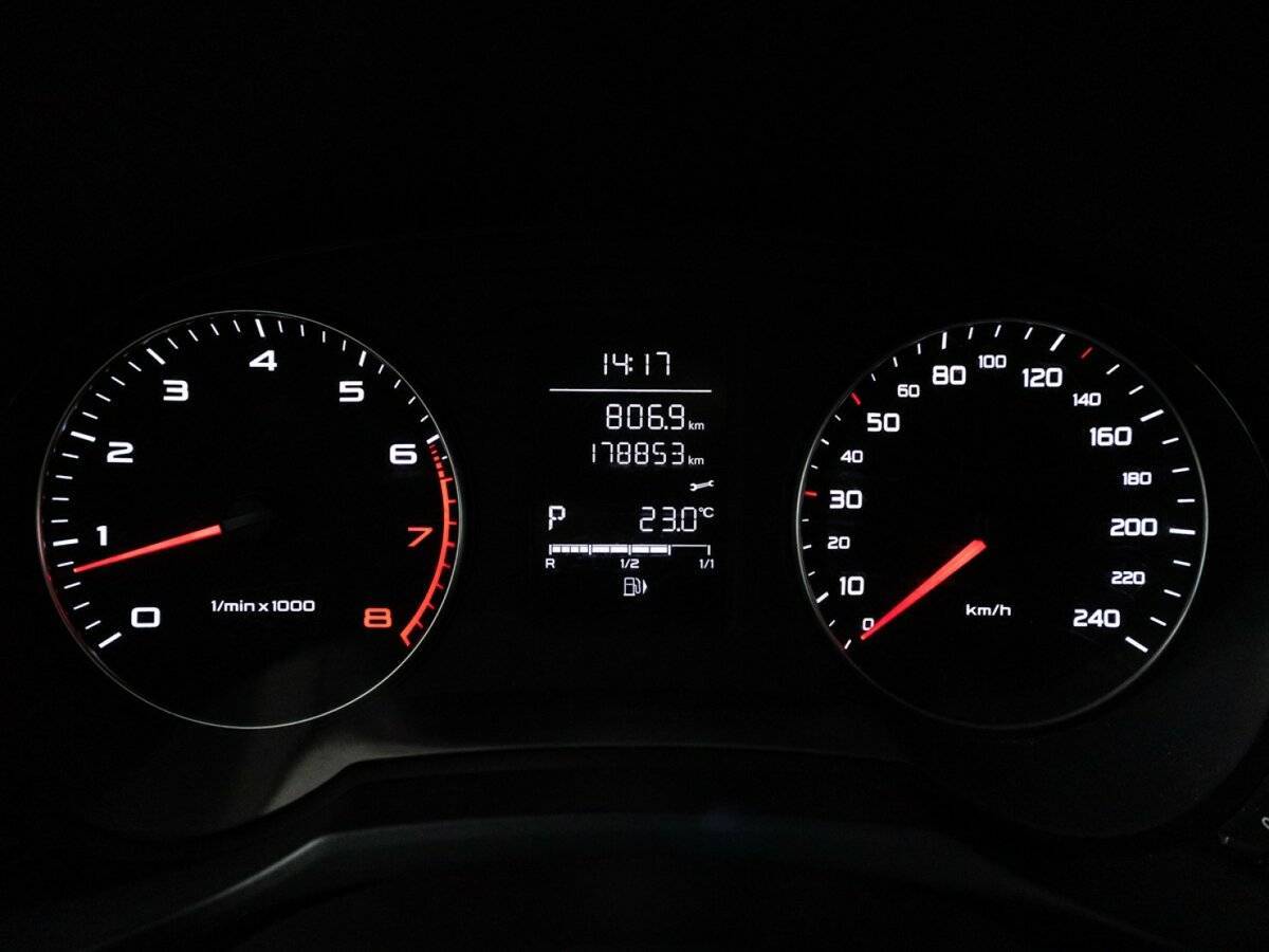 Купить Audi A1, 2010, 178 850 км, фото №12