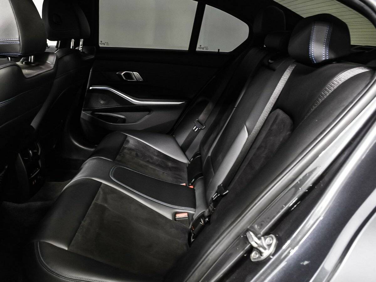 Купить BMW 3 серии 320d xDrive, 2019, 130 600 км, фото №14