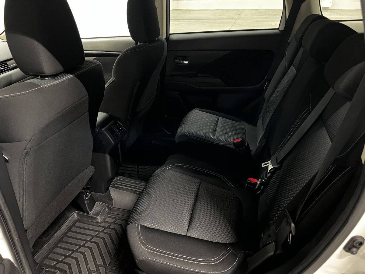 Купить Mitsubishi Outlander, 2021, 61 052 км, фото №12