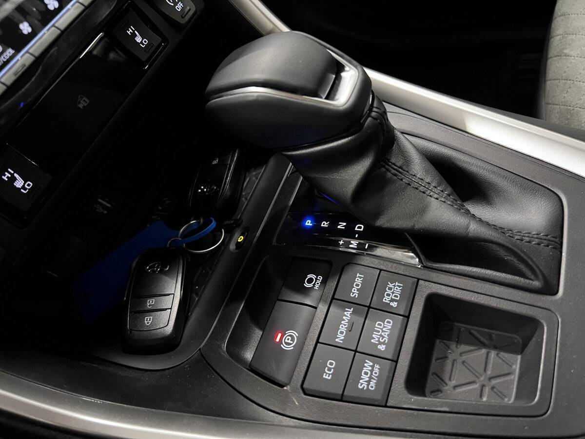 Купить Toyota RAV4, 2024, 16 км, фото №20