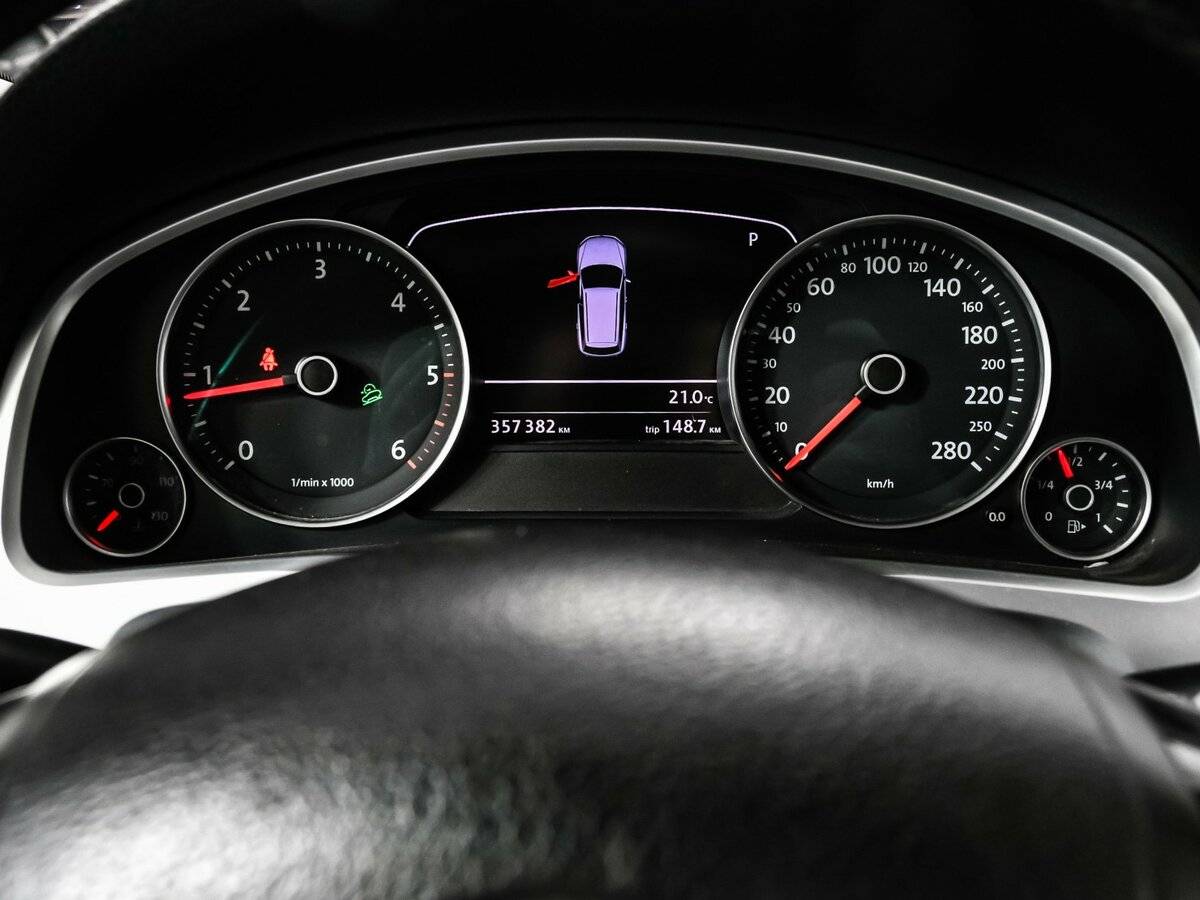 Купить Volkswagen Touareg, 2011, 357 380 км, фото №10